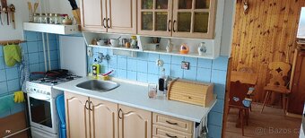 Prodej dvougeneračního řadového rodinného domu - 10