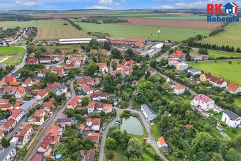 Prodej, stavební pozemek, 237 m2, Větrušice, Klecany - Praha - 10