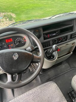 Renault Master 2.5 DCI - 10