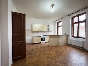 Pronájem bytu 3kk s terasou v centru Jablonce nad Nisou - 10