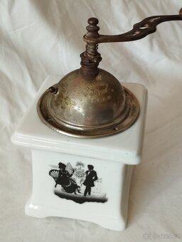 Starý porcelánový mlýnek LEINBROCK S - 10