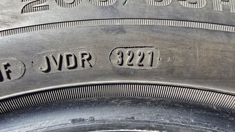 Zimní pneu 205/55/16 Dunlop - 10