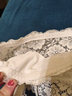 Dámská podprsenka Nová - 10