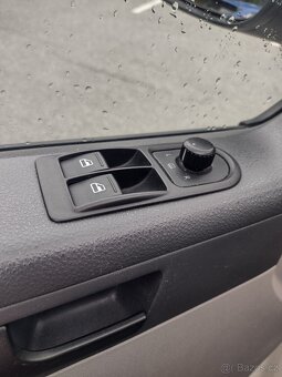 VW Transporter T5.1  2.0TDI -- 2012 - 10