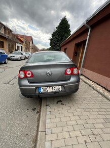 Prodám Volkswagen Passat 2009 2.0 TDi 103 kW + 4ks ALU kola - 10
