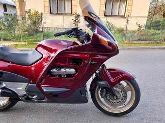 Honda ST 1100 - 10