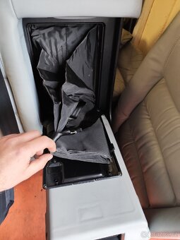 Sedačky - Laurin a Klement - Škoda Superb 1 - 10
