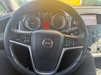 Opel Astra 1,7 CDTI 96kw r.2013 144.000km - 10