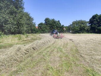 Shrnovač píce Claas LINER 650 Twin - 10
