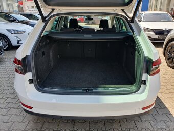 Škoda Superb iV Combi Style 1.4TSI 160kW DSG 56tkm Virtual - 10