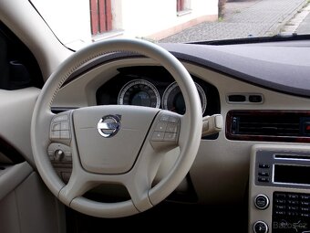 2011 Volvo XC70 2,4 D5 4x4 151kW s manuální převodovkou - 10
