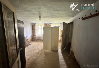 Prodej usedlosti se sadem a rozlehlou zahradou ve Zlámance - 10