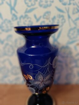 Modrá skleněná váza - 10