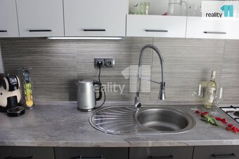 Pronájem pěkného bytu 1+1 svárov 37 m2 po rekonstrukci - 10