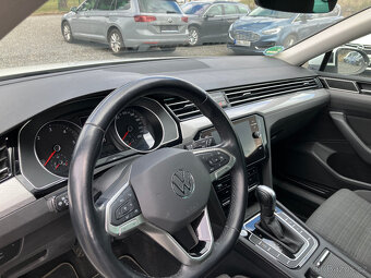 VOLKSWAGEN PASSAT - 10