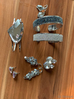 Sbírka bižuterie se Swarovski + stříbrné šperky, dětské náuš - 10