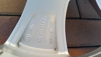 Zimní sada ŠKODA Octavia 4 5x112 R16 pneu 205/60/16 zánovní - 10