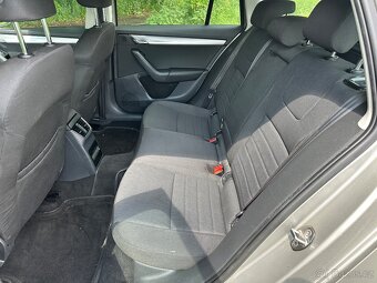 Škoda Octavia 1,6 TDI 77 KW ELEGANCE - 10