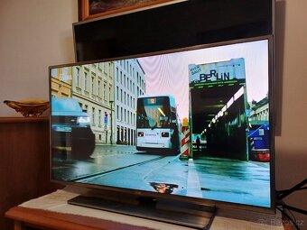 Smart TV LG 42LB650-úhlopříčka 106cm, Wi-Fi, DVB-T2 - 10