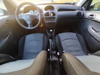 Peugeot 206 1.4 HDI Nová STK do 08/2027 - 10