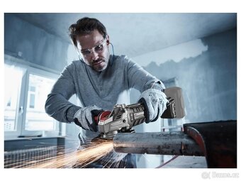 Zcela nová Parkside úhlová bruska + 4 Ah baterie + nabíječka - 10