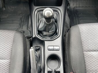 Prodám Toyota Hilux 2,4 D-4D DoubleCab - 10