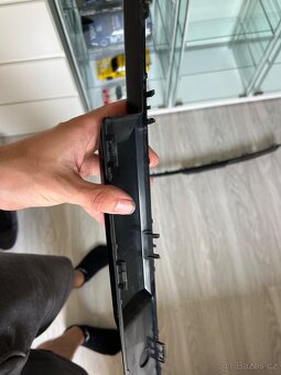 Lišty předního nárazníku BMW E30 Plastak - 10