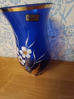Modrá váza s kytkami bohemia krystal - 10
