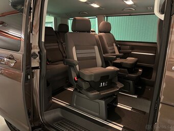 VW MULTIVAN LIFE T5.1 2.0TDI 103kW WEBASTO 7MÍST TEMPO TAŽNÉ - 10