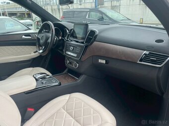 Mercedes Benz GLS580 - 10