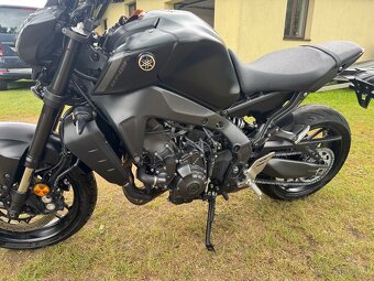 Yamaha mt09 top stav - 10