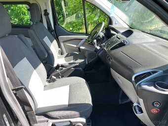 Ford Tourneo Custom 8 míst - 10