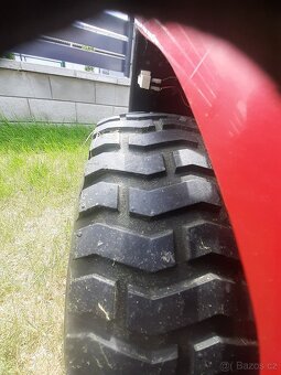 Zahradní traktor Mountfield TM 40. Dohoda V perf. stavu. - 10