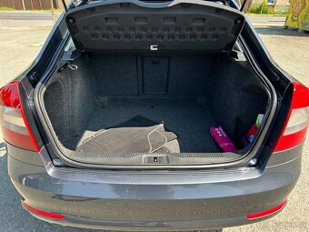 ŠKODA OCTAVIA 1.9 TDi SERVISNÍ KNIHA MODEL BEZ DPF FILTRU - 10