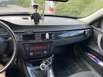 BMW 318i , 105kw - 10