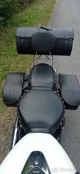 Kawasaki VN900 classic - 10