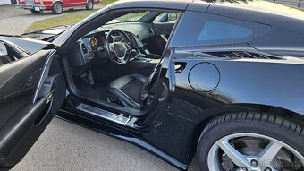 2014 Chevrolet Corvette C7 6.2 V8, perfektní stav - 10