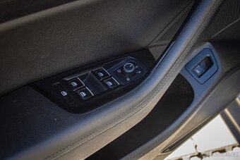 Volkswagen Passat Variant 2.0 BiTDI BMT Highline 4MOTION - 10