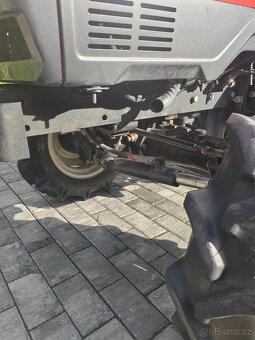 MITSUBISHI MT200 - 10