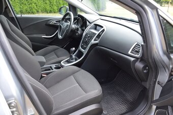 Opel Astra J Sports Tourer 2.0 CDTI, 118kW - 10