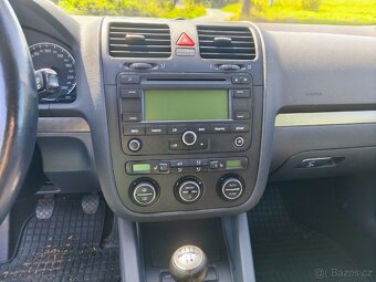 Volkswagen golf 1,6 benzín - 10