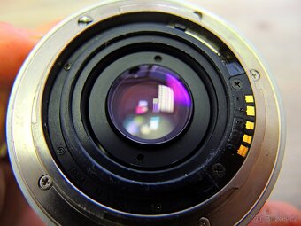 Analog Minolta Dynax 404si + Voightlander Ultragon 19-35mm - 10