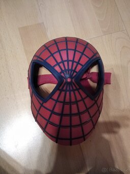 Hračky a různé společenské hry - 10