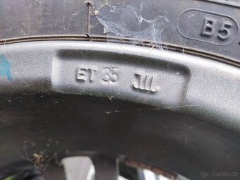 Prodám sadu zimních kol. Originál Kamiq Scala. 5x100 - 10