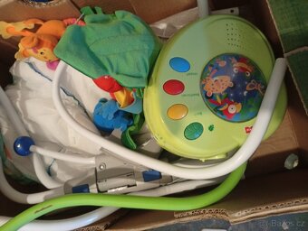 Autosedačka a různé věci pro nejmenší - 10