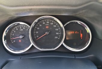 Duster 1,5 DCI 4x4 2014, tažné, původ ČR - 10