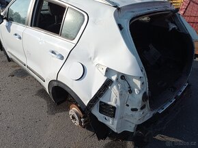 Kia Sportage IV 1.6 GDi náhradní díly - 10