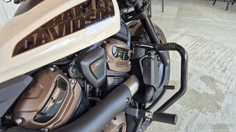 Harley Davidson Sportster 1250 S - 10