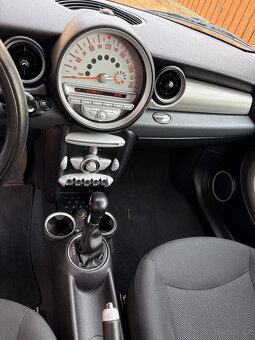 Mini Cooper Clubman - 10