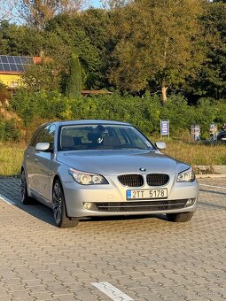 BMW 520i Touring E61, 2.0 benzín, 2008 - 10